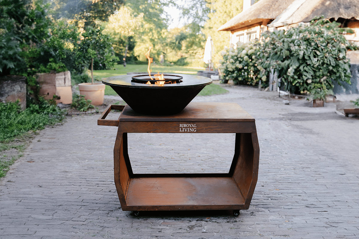 barbecue big jack 3.0 cortenstaal incl. hoes en houtopslag Ø 80 cm cortenstaal rjroyal living