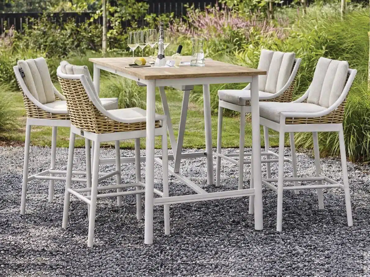 apple bee | barset milou | oyster