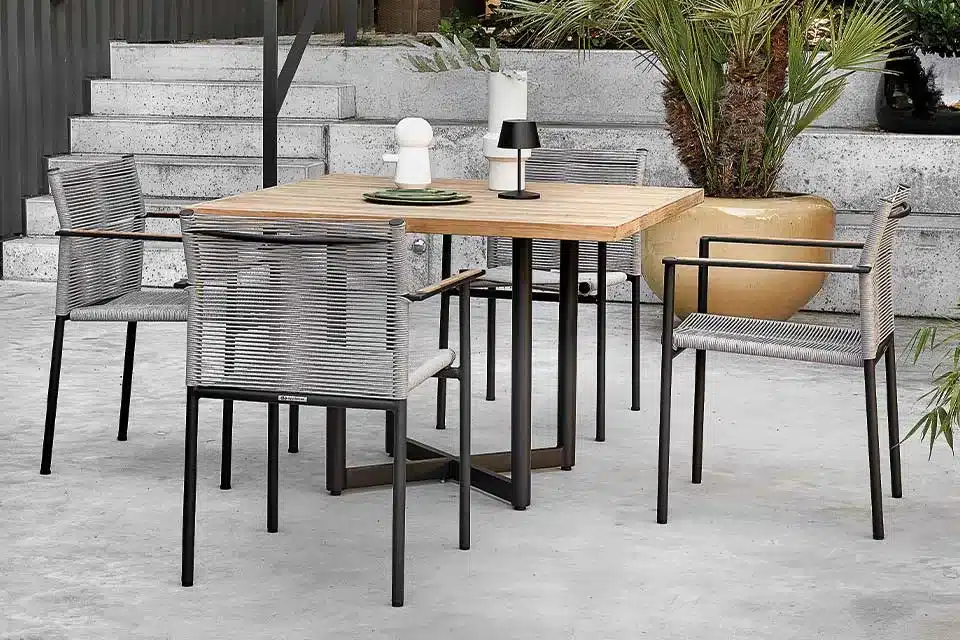 apple bee | tuinset jakarta | grey