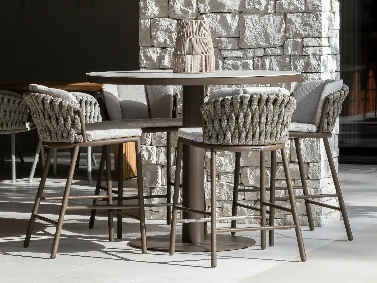 max & luuk | high diningset florenza