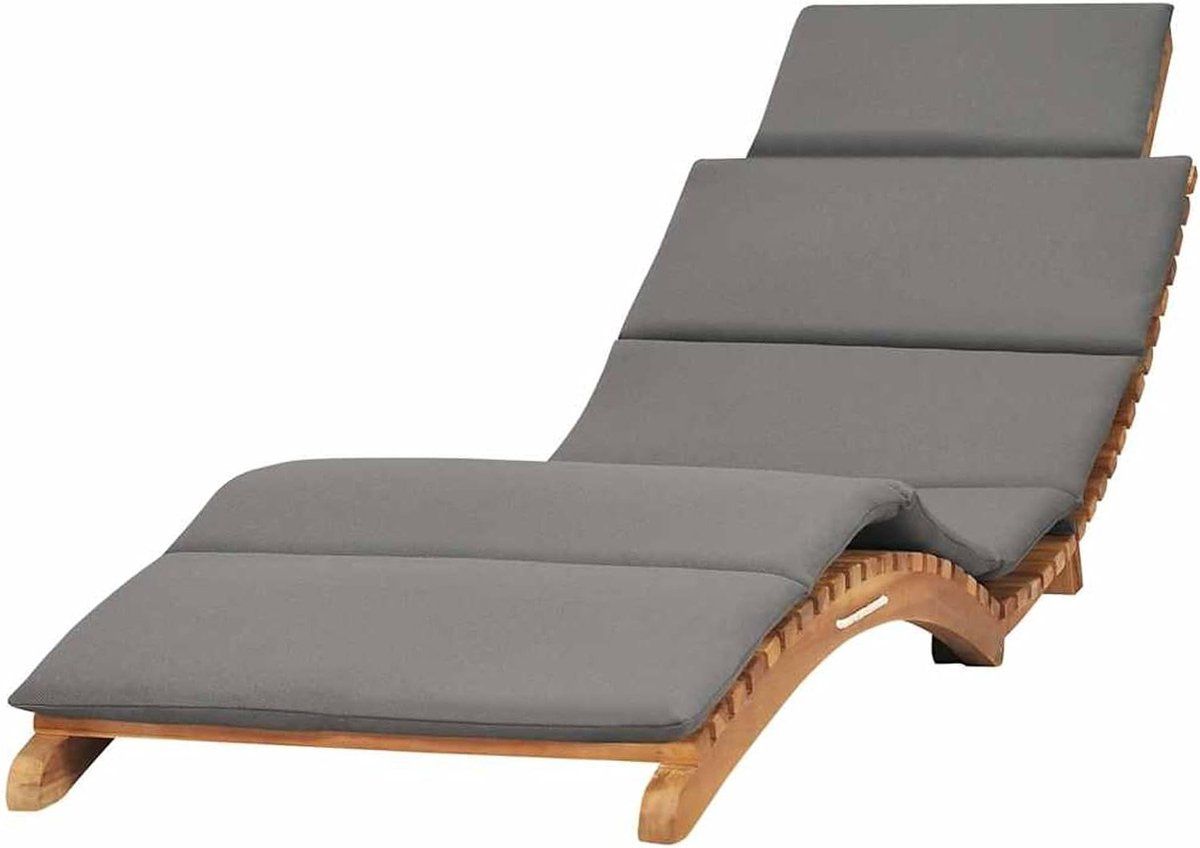 houten ligstoel tuinstoel chaise lounge ontspannen in de