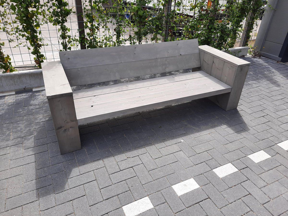 loungebank “garden” van grey wash steigerhout 240cm 4 persoons bank