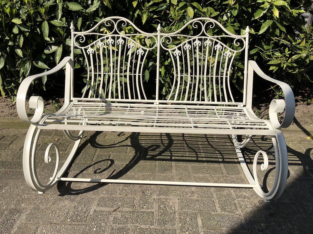 prachtige vol smeedijzeren schommelbank old white, echt een eye catcher!!